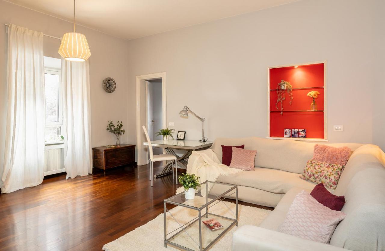 8 Home Rome Bagian luar foto
