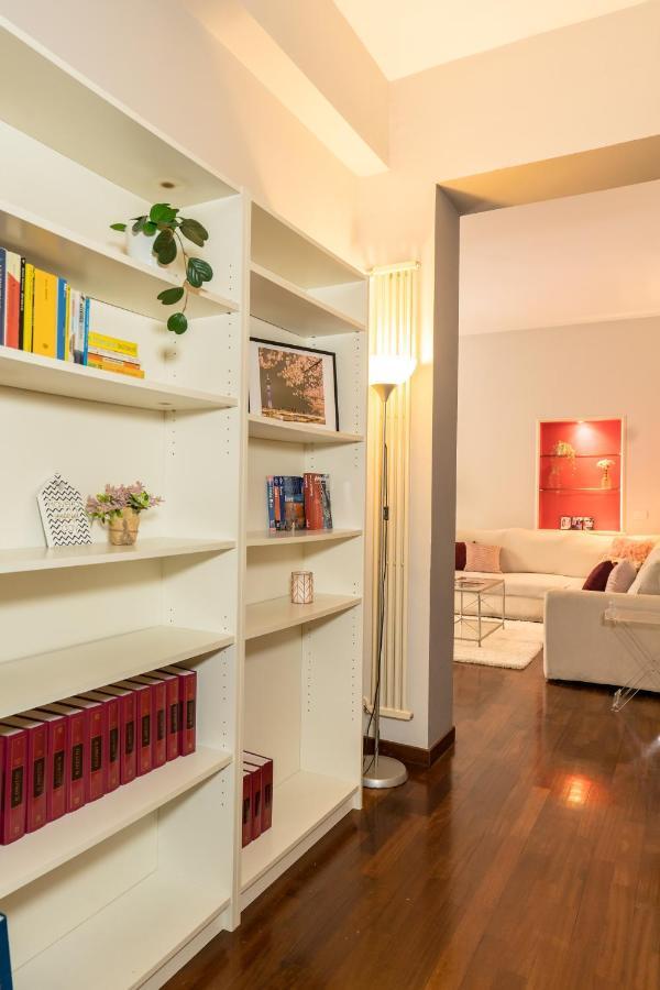 8 Home Rome Bagian luar foto