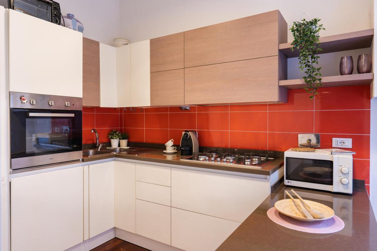 8 Home Rome Bagian luar foto